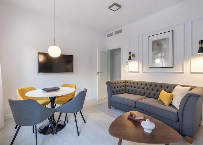 Chezmoihomes Angel I I 1Br & 2Br